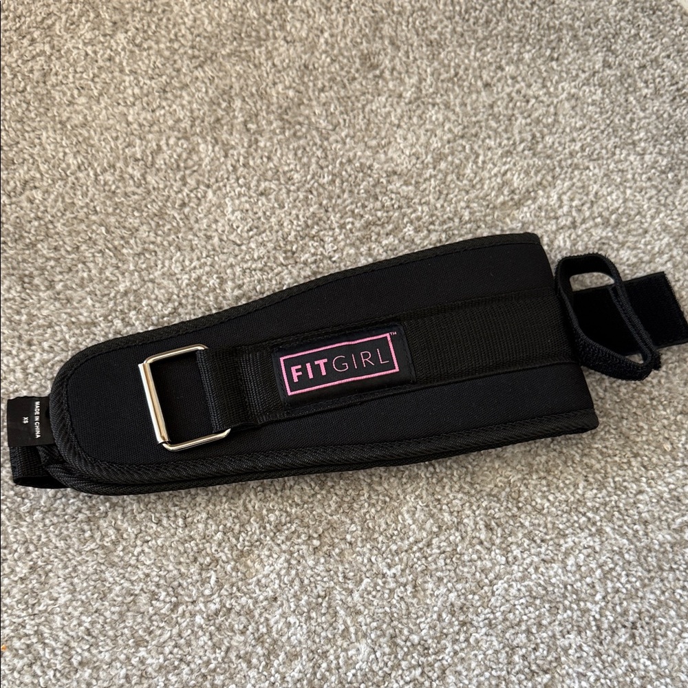 Black Workout Weight Lifting Belt
